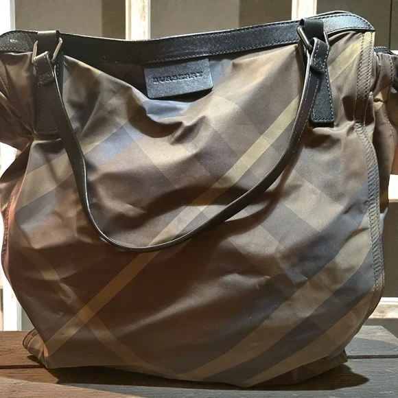 Burberry Gray and Black Tote with Check Pattern - Picture 4 of 5